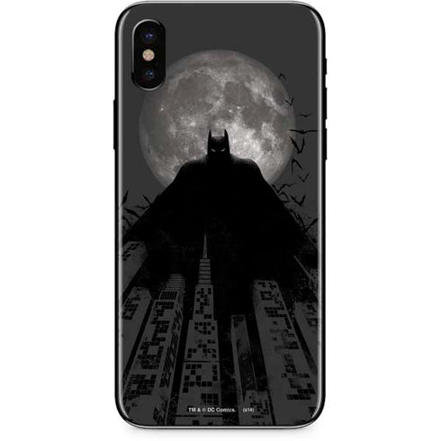 DC Comics Batman On City with Moon Art iPhone XS Skin