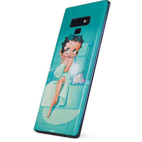 Betty Boop Bathing Galaxy Note 9 Skin