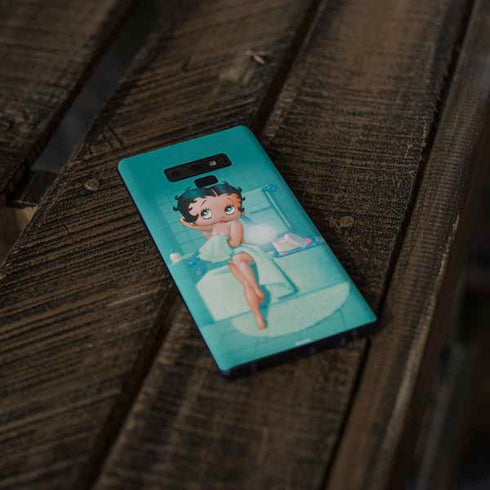 Betty Boop Bathing Galaxy Note 9 Skin