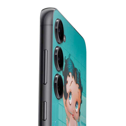 Betty Boop Bathing Galaxy S23 Plus Skin