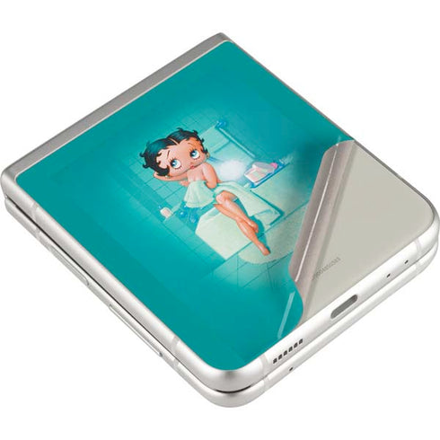 Betty Boop Bathing Galaxy Z Flip3 5G Skin