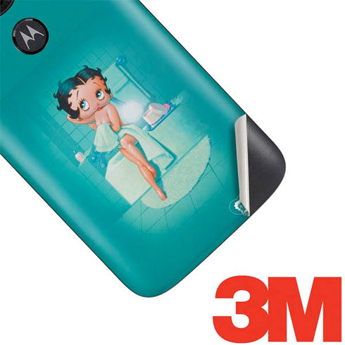 Betty Boop Bathing Moto E5 Play Skin