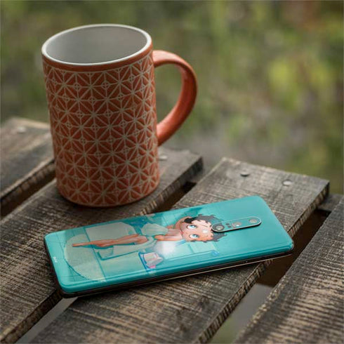 Betty Boop Bathing OnePlus 7 Pro Skin