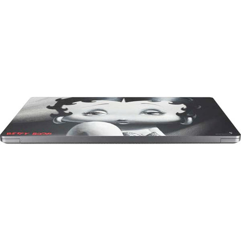 Betty Boop Black and White Universal Laptop 16in (13 x 9.4in) Skin