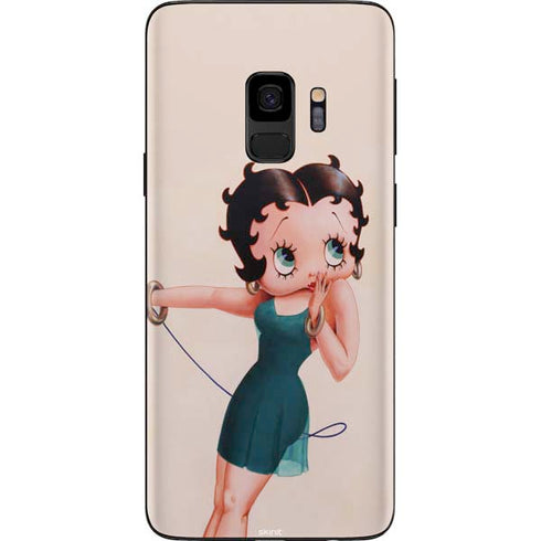 Betty Boop On the Phone Galaxy S9 Skin