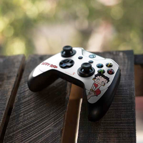 Betty Boop Pose Xbox One Elite Controller Skin