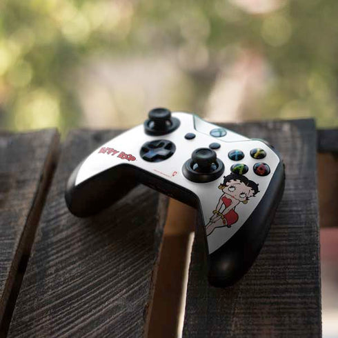 Betty Boop Pose Xbox One X Controller Skin