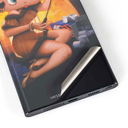 Betty Boop Roasting Marshmallows Galaxy S22 Ultra Skin