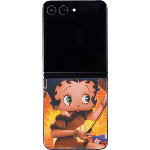 Betty Boop Roasting Marshmallows Galaxy Z Flip5 5G Skin