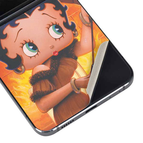 Betty Boop Roasting Marshmallows Galaxy Z Flip5 5G Skin
