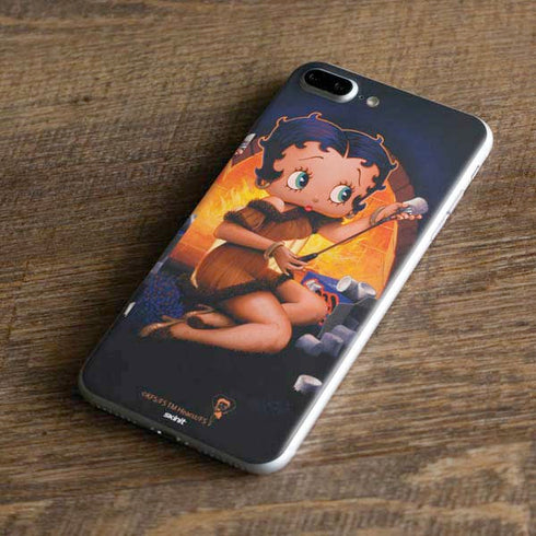 Betty Boop Roasting Marshmallows iPhone 8 Plus Skin