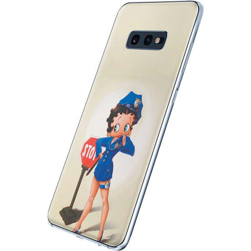 Betty Boop The Police Officer Galaxy S10e Skin