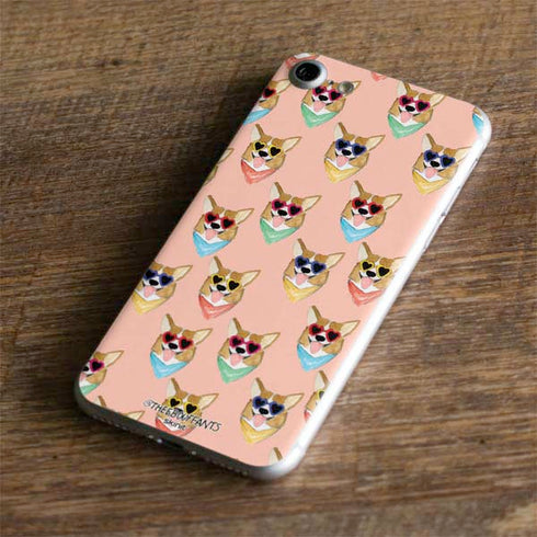 Bouffants and Broken Hearts Corgi Love iPhone 7 Skin