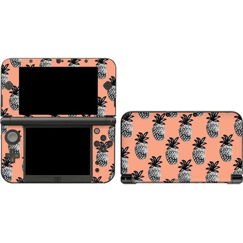 Bouffants and Broken Hearts Gray Scale Pineapple 3DS XL 2015 Skin