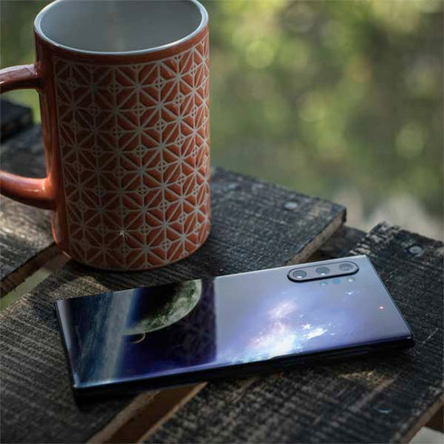 Bird-Shaped Nebula Galaxy Note 10 Plus Skin