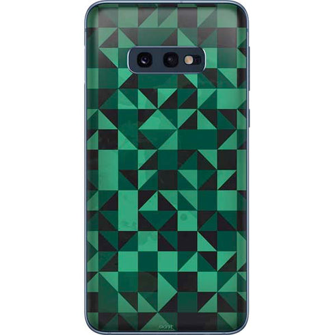 Black & Green Galaxy S10e Skin