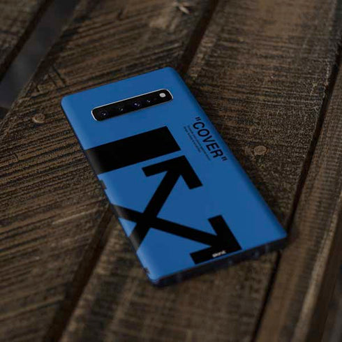 Black and Blue Arrows Galaxy S10 Skin