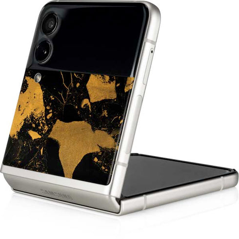 Black and Gold Scattered Marble Galaxy Z Flip4 5G Skin