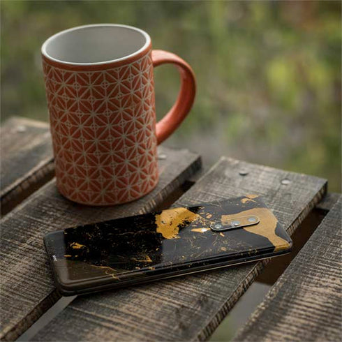 Black and Gold Scattered Marble OnePlus 7 Pro Skin