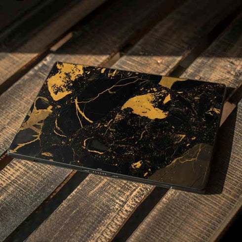 Black and Gold Scattered Marble Surface Pro 7 Skin