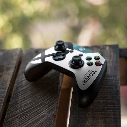 Black and White Arrows Xbox One Controller Skin