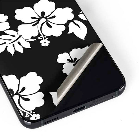 Black and White Galaxy S22 Skin