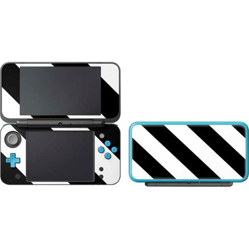 Black and White Geometric Stripes Nintendo 2DS XL (2017) Skin
