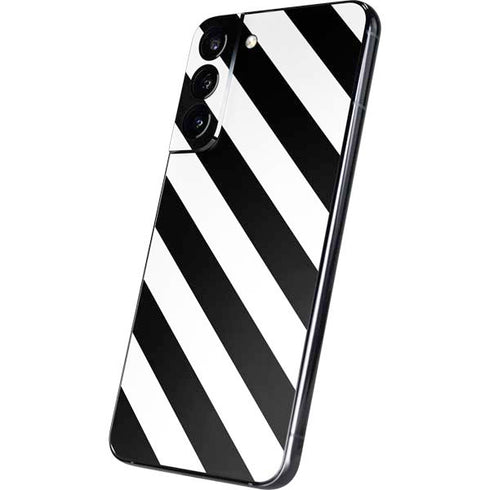 Black and White Geometric Stripes Galaxy S22 Plus Skin
