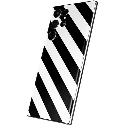 Black and White Geometric Stripes Galaxy S22 Ultra Skin