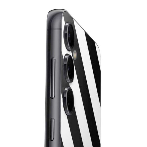 Black and White Geometric Stripes Galaxy S23 FE Skin