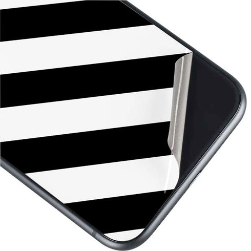 Black and White Geometric Stripes iPhone 11 Skin