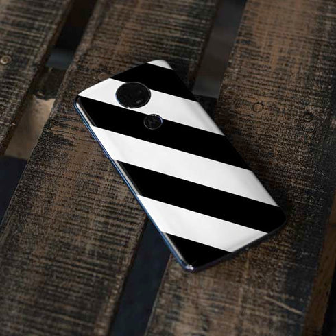 Black and White Geometric Stripes Moto E5 Plus Skin
