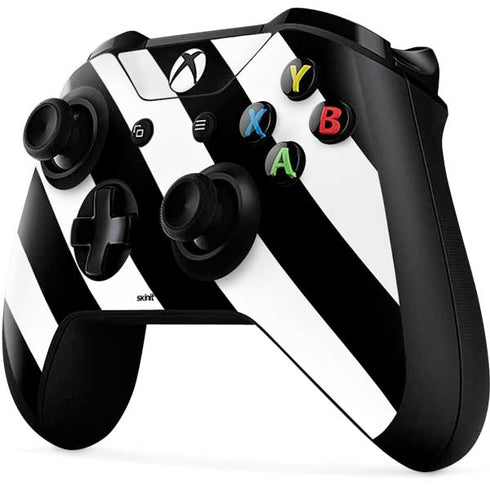 Black and White Geometric Stripes Xbox One X Controller Skin