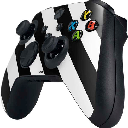 Black and White Geometric Stripes Xbox Series X Controller Skin