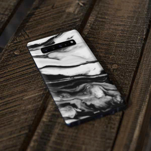 Black and White Marble Ink Galaxy S10 Skin