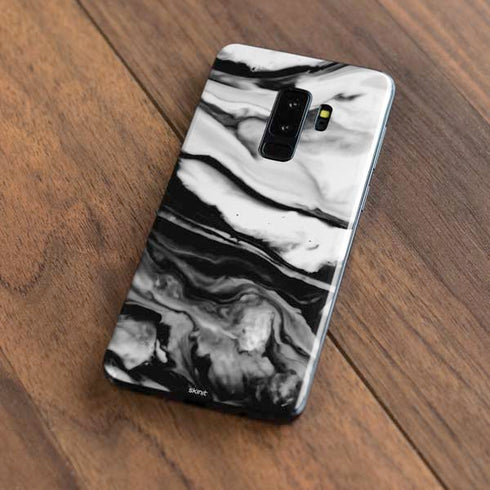 Black and White Marble Ink Galaxy S9 Plus Skin