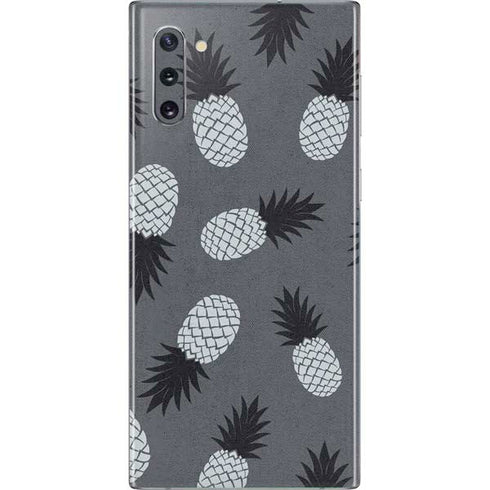 Black and White Pineapples Galaxy Note 10 Skin