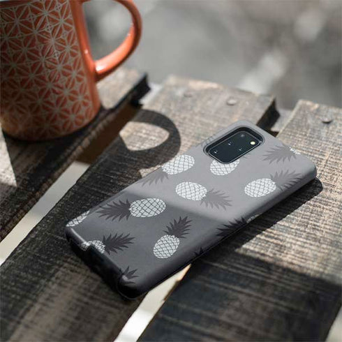 Black and White Pineapples Galaxy S20 Plus Pro Case