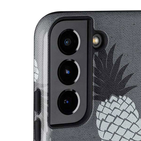 Black and White Pineapples Galaxy S22 Pro Case