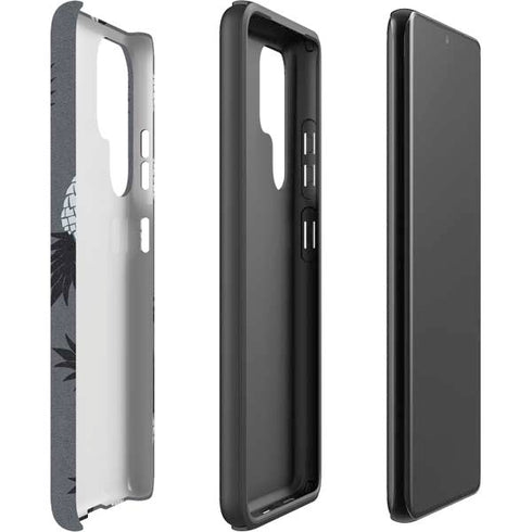 Black and White Pineapples Galaxy S22 Ultra Pro Case