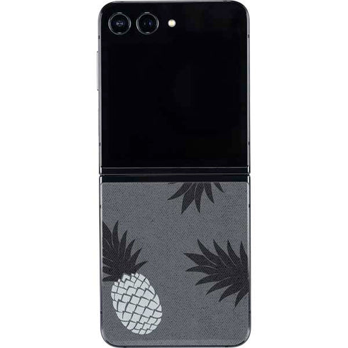 Black and White Pineapples Galaxy Z Flip5 5G Skin
