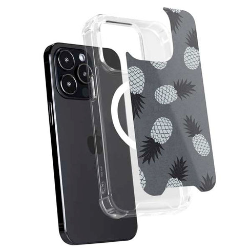 Black and White Pineapples iPhone 15 Pro MagSafe Case