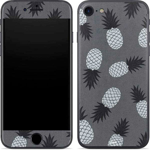 Black and White Pineapples iPhone SE (2nd & 3rd Gen) Skin