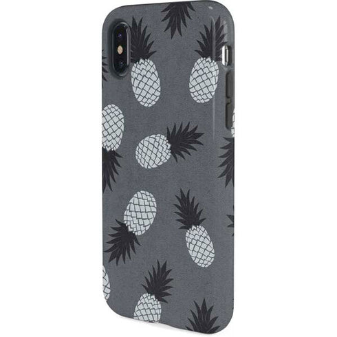 Black and White Pineapples iPhone X Pro Case
