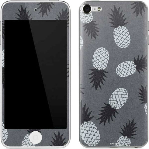 Black and White Pineapples Apple iPod Skin