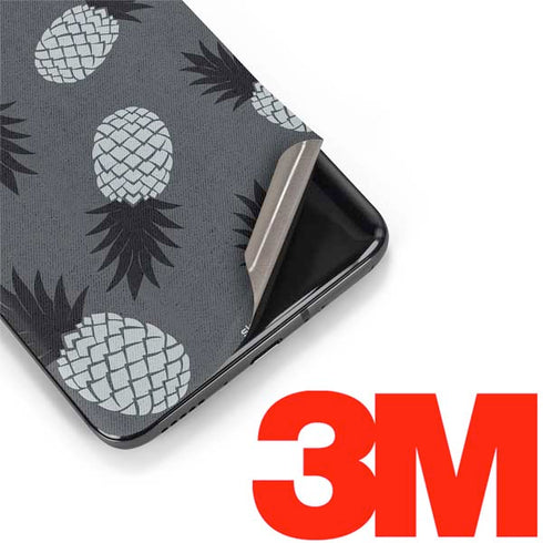 Black and White Pineapples OnePlus 7 Pro Skin