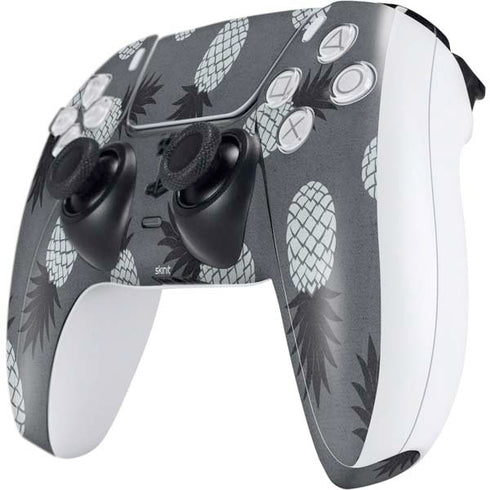 Black and White Pineapples PS5 Controller Skin