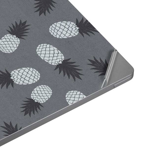Black and White Pineapples Universal Laptop 12in (9.8 x 6.8in) Skin