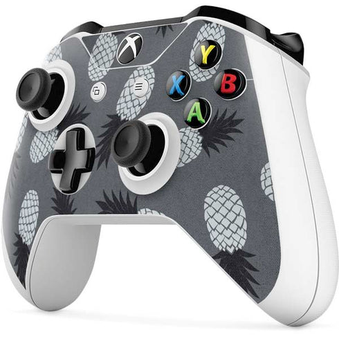 Black and White Pineapples Xbox One S Controller Skin
