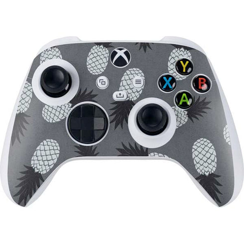 Black and White Pineapples Xbox Series S Controller Skin